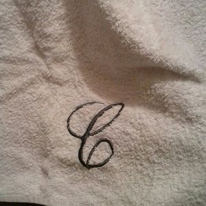 Huge Towel Avanti Premier 100 Cotton